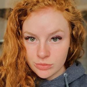 Meet your Posher, Whitney